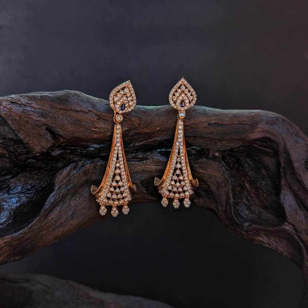 Gold Latkan Earring – Sarafa Bazar India