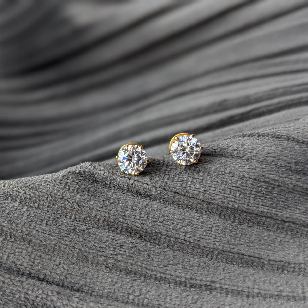 Earring - 6 Prong Set Solitaire 6mm Round White Cz Earring - 6 Prong Set Solitaire 6mm Round White Cz