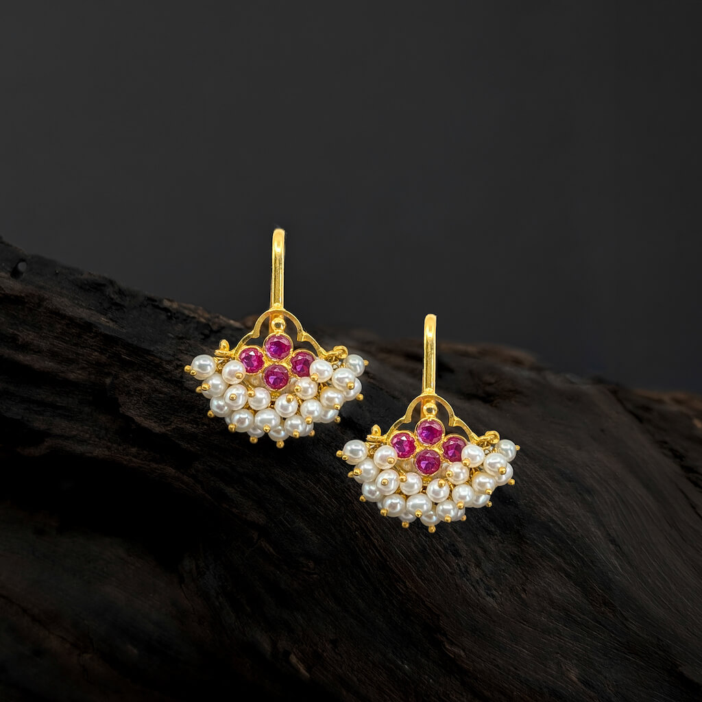 Earring – Pearl Red Stone Bugudi – Clip On