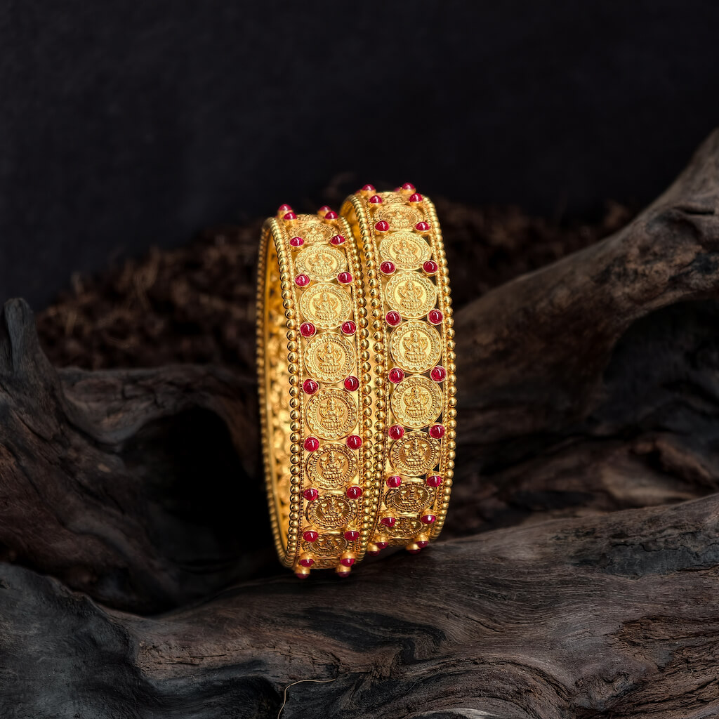 Bangle – Antique Lakshmi Kasu Misri With Cob Ruby