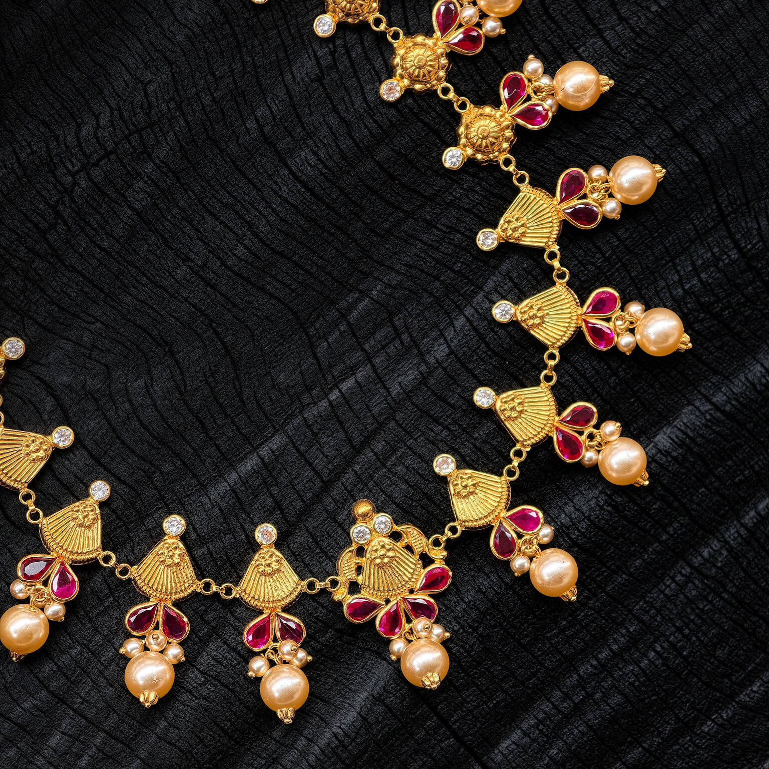 Necklace – Short – Synthetic Polki Colored Stone