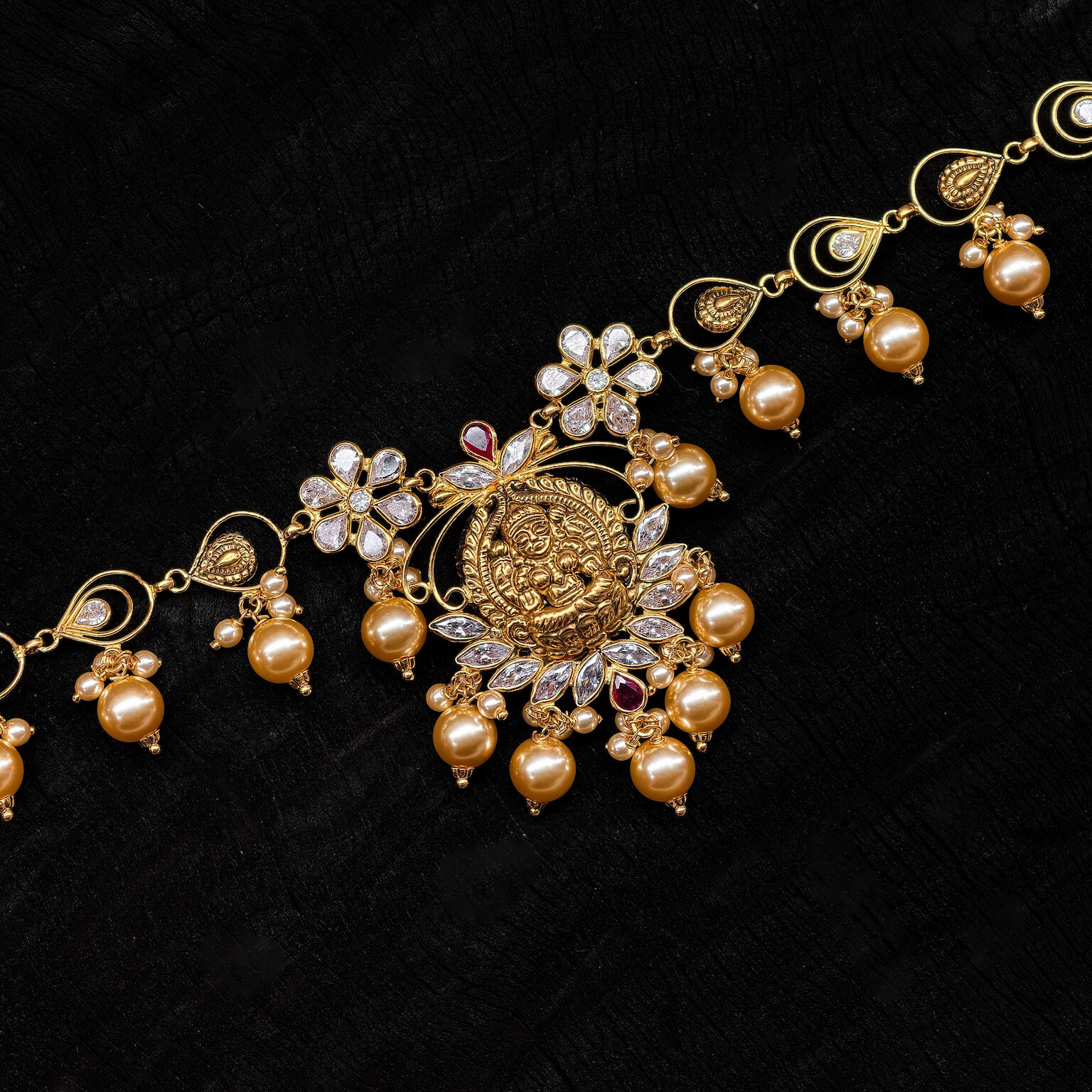 Necklace – Short – Synthetic Polki Colored Stone – Lakshmi